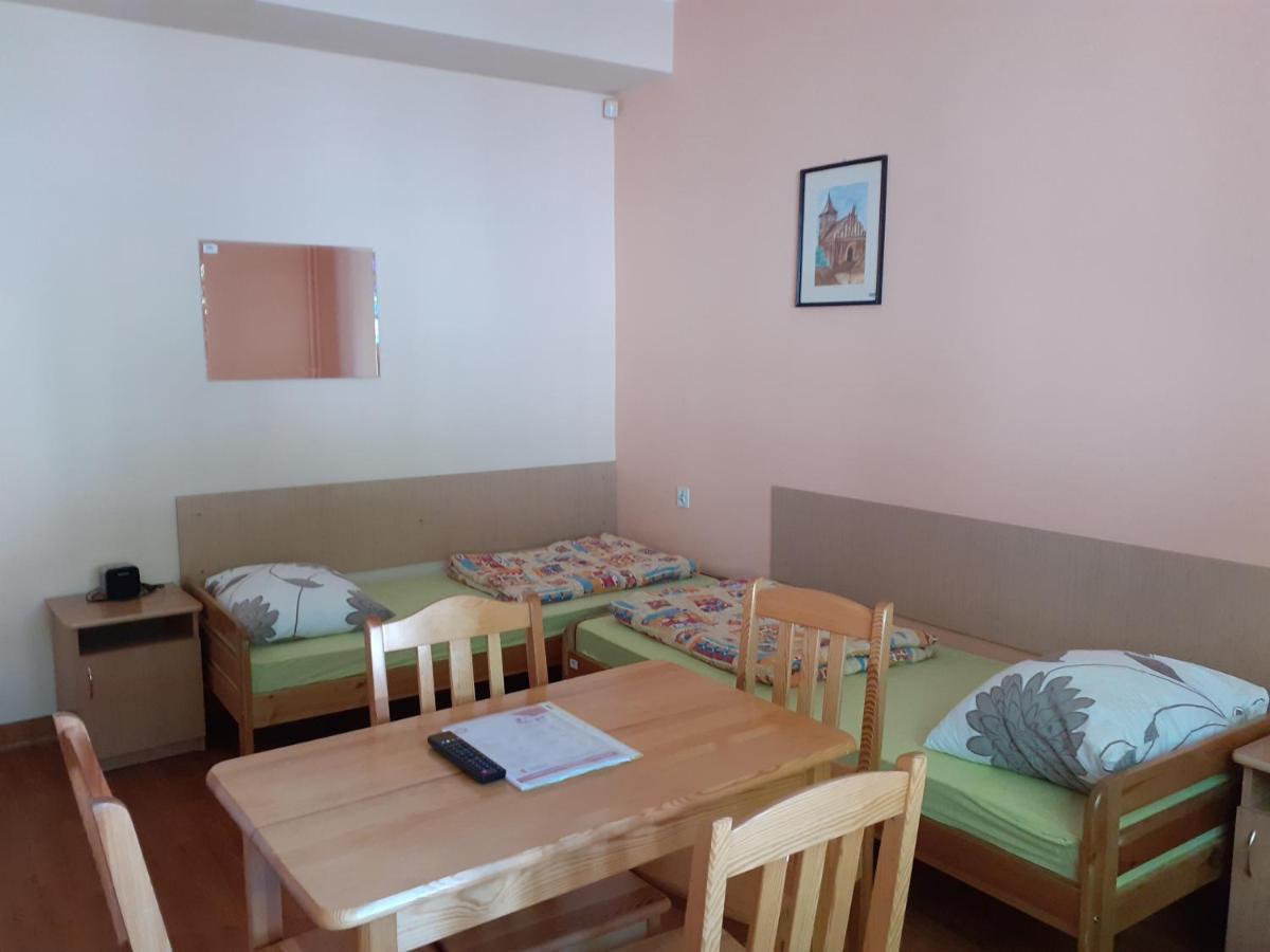 Szkolne Schronisko Mlodziezowe W Olsztynie Hostel Олщин Екстериор снимка